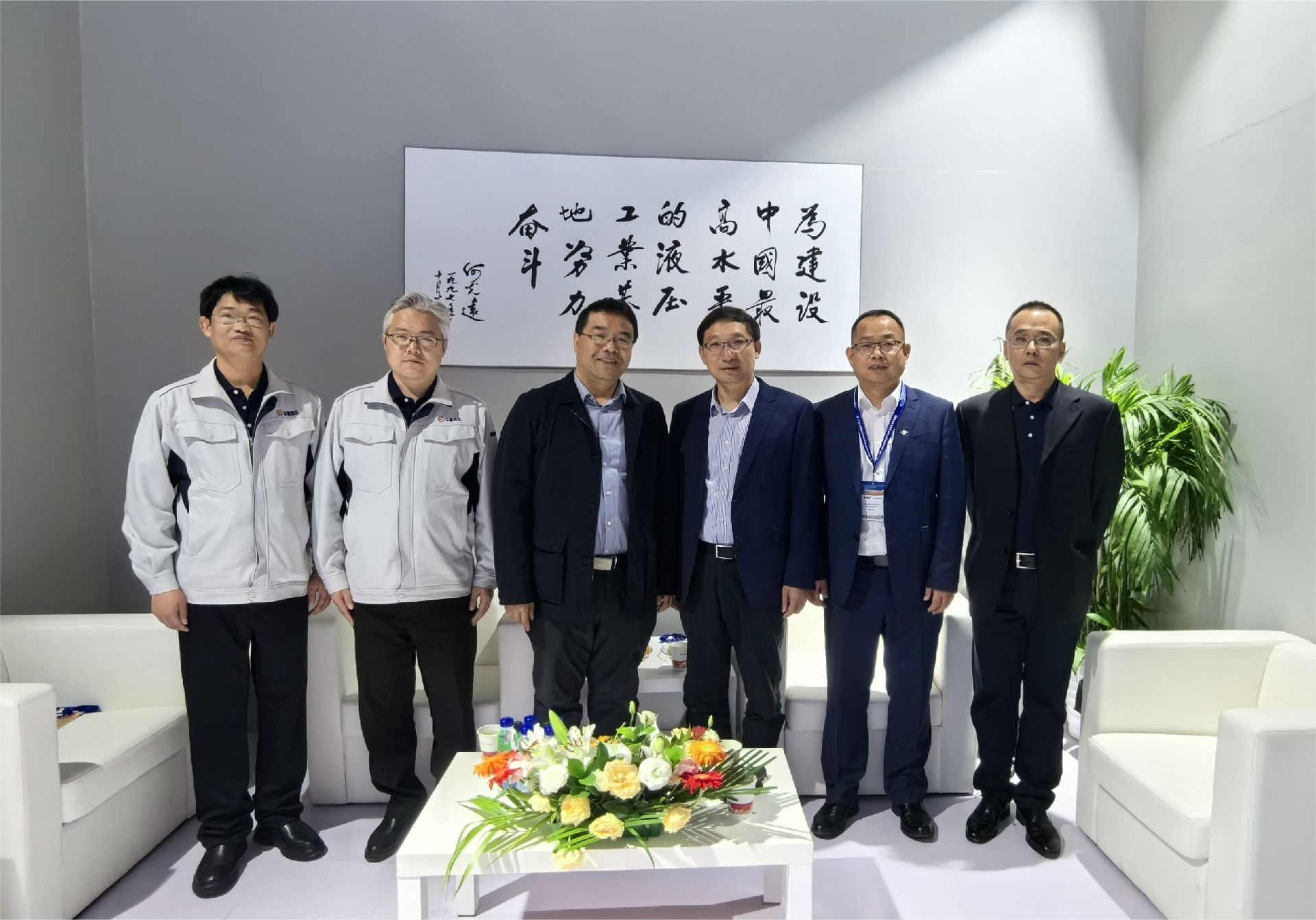 415f675b-2bdf-4b1b-b962-ab43e579273e.jpg IMG_2956.JPG